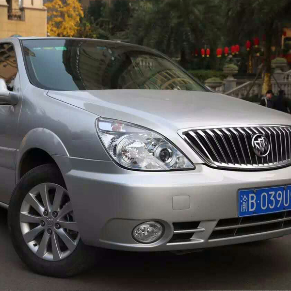 别克GL82.jpg