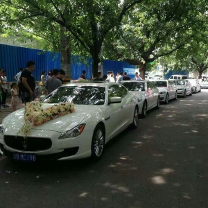 玛莎拉蒂婚车